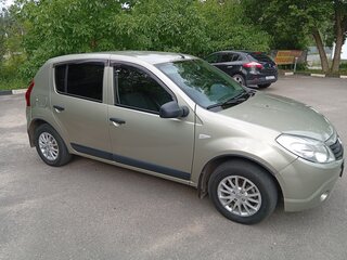 2013 Renault Sandero I, бежевый, 495000 рублей, вид 3