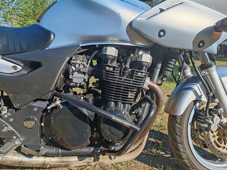 2005 Kawasaki ZR-7, серебристый, 400000 рублей, вид 2