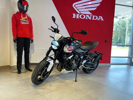 2024 Triumph Trident 660, белый, 1150000 рублей, вид 1