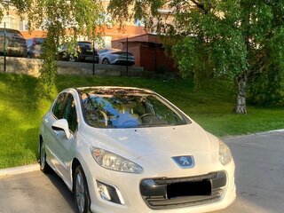 2011 Peugeot 308 I Рестайлинг, белый, 770000 рублей, вид 3