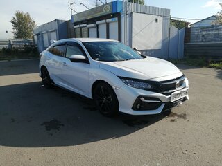 2021 Honda Civic X, белый, 2250000 рублей, вид 1