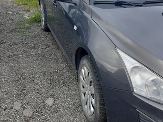 2013 Chevrolet Cruze I Рестайлинг, серый, 900000 рублей, вид 5