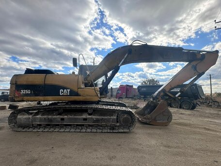 2008 Caterpillar 325, жёлтый, 2750000 рублей, вид 4