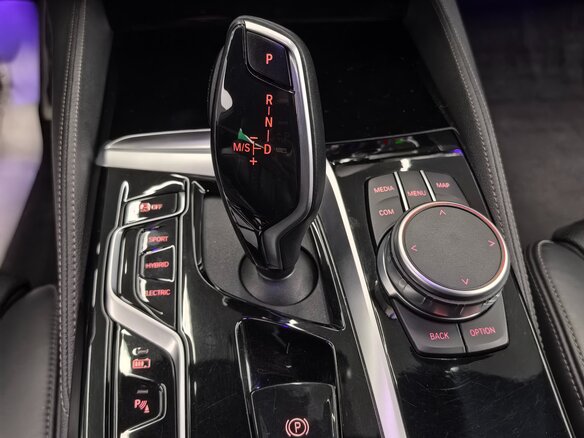 2021 BMW 5 серии 530e VII (G30/G31/G38) Рестайлинг, чёрный, 4800000 рублей - вид 24