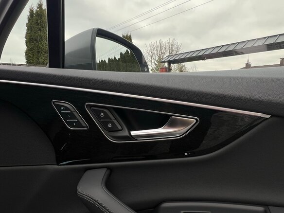 2022 Audi Q7 45 TDI II (4M) Рестайлинг, серый, 7800000 рублей - вид 12