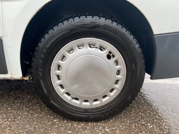 2009 Renault Trafic, белый, 1100000 рублей - вид 8