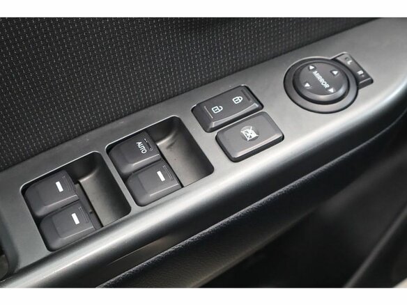 2013 Kia Rio 4-speed III, чёрный - вид 14