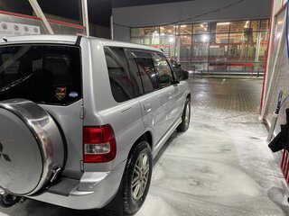 2004 Mitsubishi Pajero iO, серый, 700000 рублей, вид 5