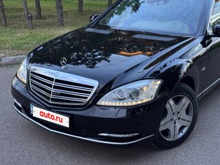 2011 Mercedes-Benz S-Класс Long 600 Guard V (W221) Рестайлинг, чёрный, 7500000 рублей, вид 3