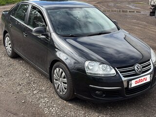 2010 Volkswagen Jetta V, чёрный, 700000 рублей, вид 1