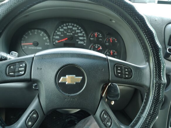 2005 Chevrolet TrailBlazer I, серебристый, 550000 рублей - вид 4