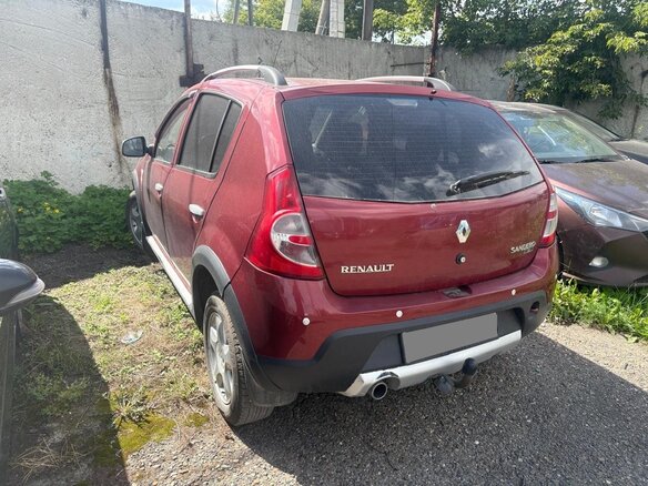 2012 Renault Sandero Stepway I, красный, 297000 рублей - вид 2