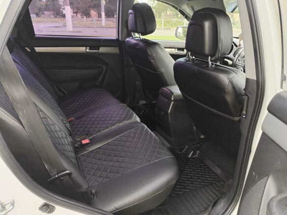 2011 Kia Sorento II, белый, 1150000 рублей - вид 35