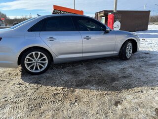 2019 Audi A4 V (B9), серебристый, 1650000 рублей, вид 4