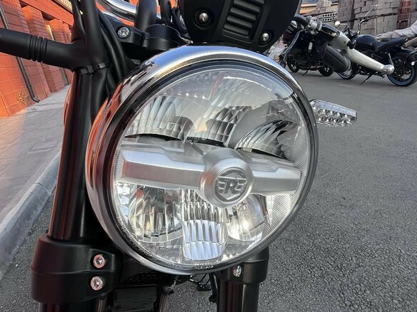 2026 Royal Enfield Bear 650, жёлтый, 737000 рублей - вид 18