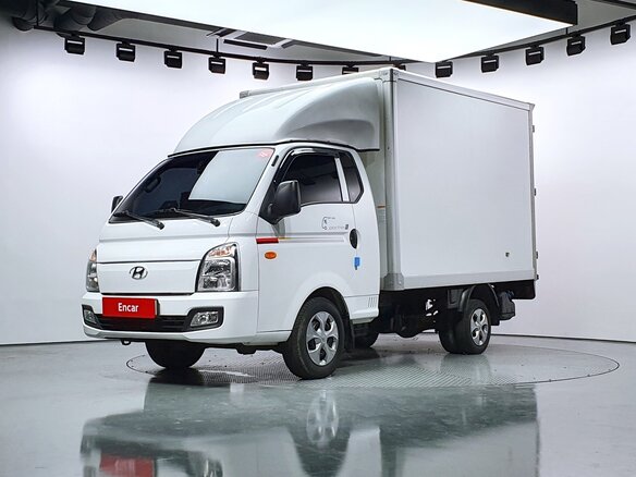 2024 Hyundai Porter II, белый, 3023000 рублей