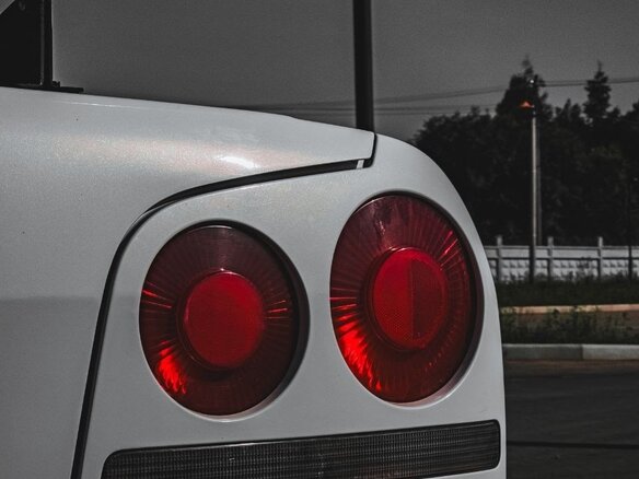 1999 Nissan Skyline X (R34), белый, 750000 рублей - вид 4