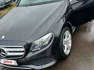 2016 Mercedes-Benz E-Класс 200 V (W213, S213, C238), чёрный, 2700000 рублей, вид 1