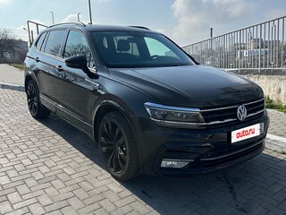2021 Volkswagen Tiguan Allspace II, чёрный, 2850000 рублей, вид 3