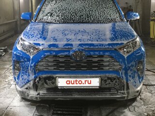 2020 Toyota RAV4 V (XA50), голубой, 5100000 рублей, вид 4