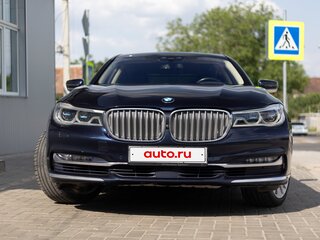 2016 BMW 7 серии Long 750Li xDrive VI (G11/G12), синий, 3000000 рублей, вид 2