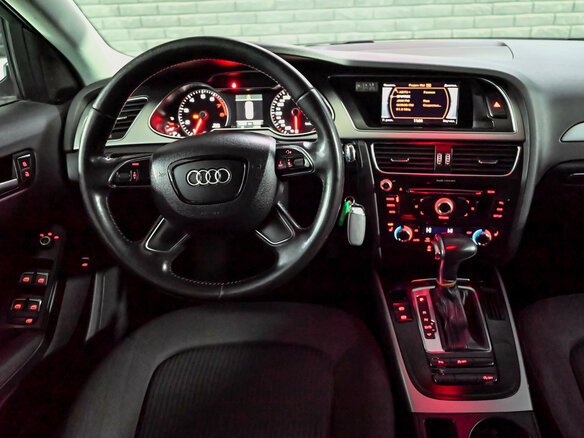 2012 Audi A4 IV (B8) Рестайлинг, белый - вид 16