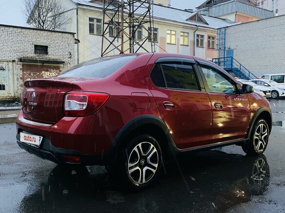 2020 Renault Logan Stepway II Рестайлинг, красный - вид 3