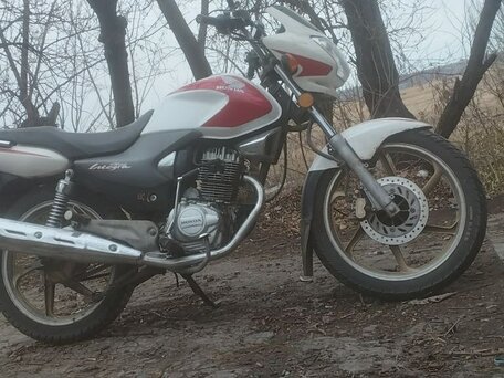2006 Honda CBR 250R, белый, 150000 рублей, вид 4