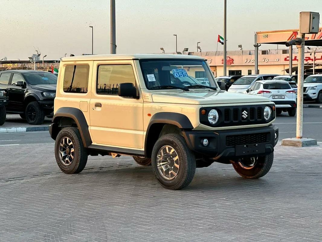 Открыть фотографии: Suzuki Jimny IV