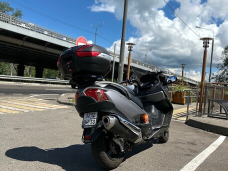 2014 Suzuki Burgman (SkyWave) 650, серый, 670000 рублей, вид 3