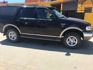 2001 Ford Expedition I, чёрный, 850000 рублей, вид 3