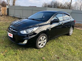 2012 Hyundai Solaris I, чёрный, 450000 рублей, вид 4