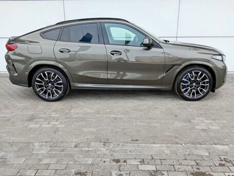 2025 BMW X6 40i III (G06) Рестайлинг, коричневый, 15400000 рублей, вид 3