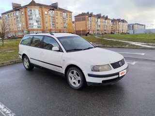 2000 Volkswagen Passat B5, белый, 390000 рублей, вид 3