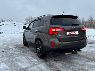 2018 Kia Sorento II Рестайлинг, бежевый, 2050000 рублей, вид 4