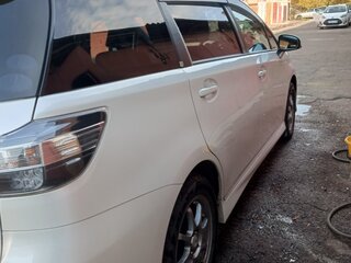 2016 Toyota Wish II Рестайлинг, белый, 1750000 рублей, вид 2