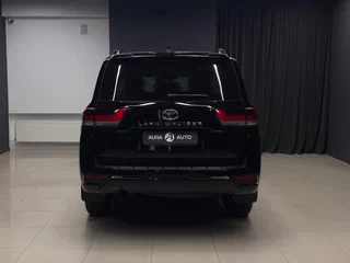 2026 Toyota Land Cruiser 300 Series, чёрный, 14799000 рублей, вид 4
