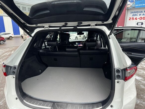 2018 Toyota Harrier III (XU60) Рестайлинг, белый - вид 10