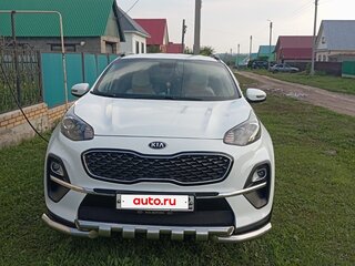 2020 Kia Sportage IV Рестайлинг, белый, 2450000 рублей, вид 1