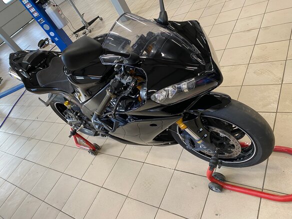 2008 Yamaha YZF-R1, чёрный, 630000 рублей - вид 24
