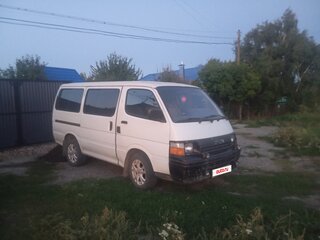 1992 Toyota HiAce H100, белый, 650000 рублей, вид 2