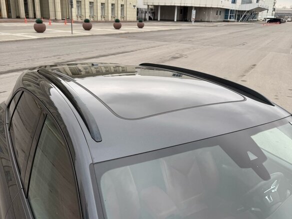 2021 Porsche Macan I Рестайлинг, серый, 6100000 рублей - вид 16