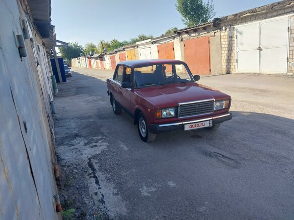 1993 Lada (ВАЗ) 2107, красный, 155000 рублей - вид 1