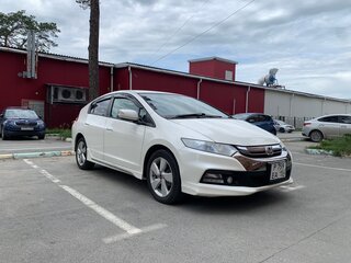 2011 Honda Insight II Рестайлинг, белый, 1080000 рублей, вид 3