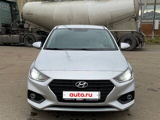2018 Hyundai Solaris II, серебристый, 1100000 рублей, вид 4