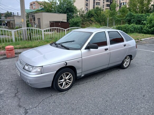 2006 Lada (ВАЗ) 2112, серебристый, 160000 рублей - вид 3