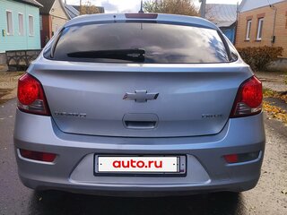2013 Chevrolet Cruze I Рестайлинг, серебристый, 600000 рублей, вид 5