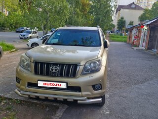 2011 Toyota Land Cruiser Prado 150 Series, бежевый, 2590000 рублей, вид 2