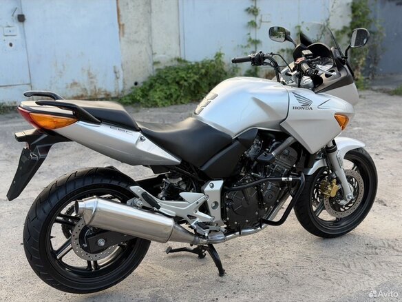 2004 Honda CBF 600, серый