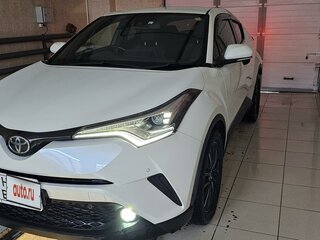 2017 Toyota C-HR I, белый, 1900000 рублей, вид 2